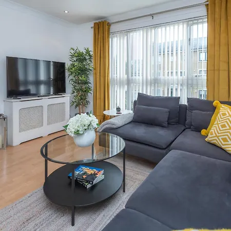2 Bed Town House With Garden In Hackney, London Apartment Exterior photo